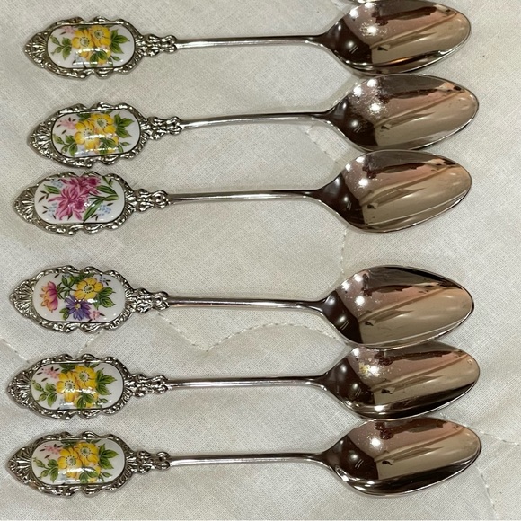 🟡Vintage Floral Set of Spoons & Forks - Picture 8 of 17